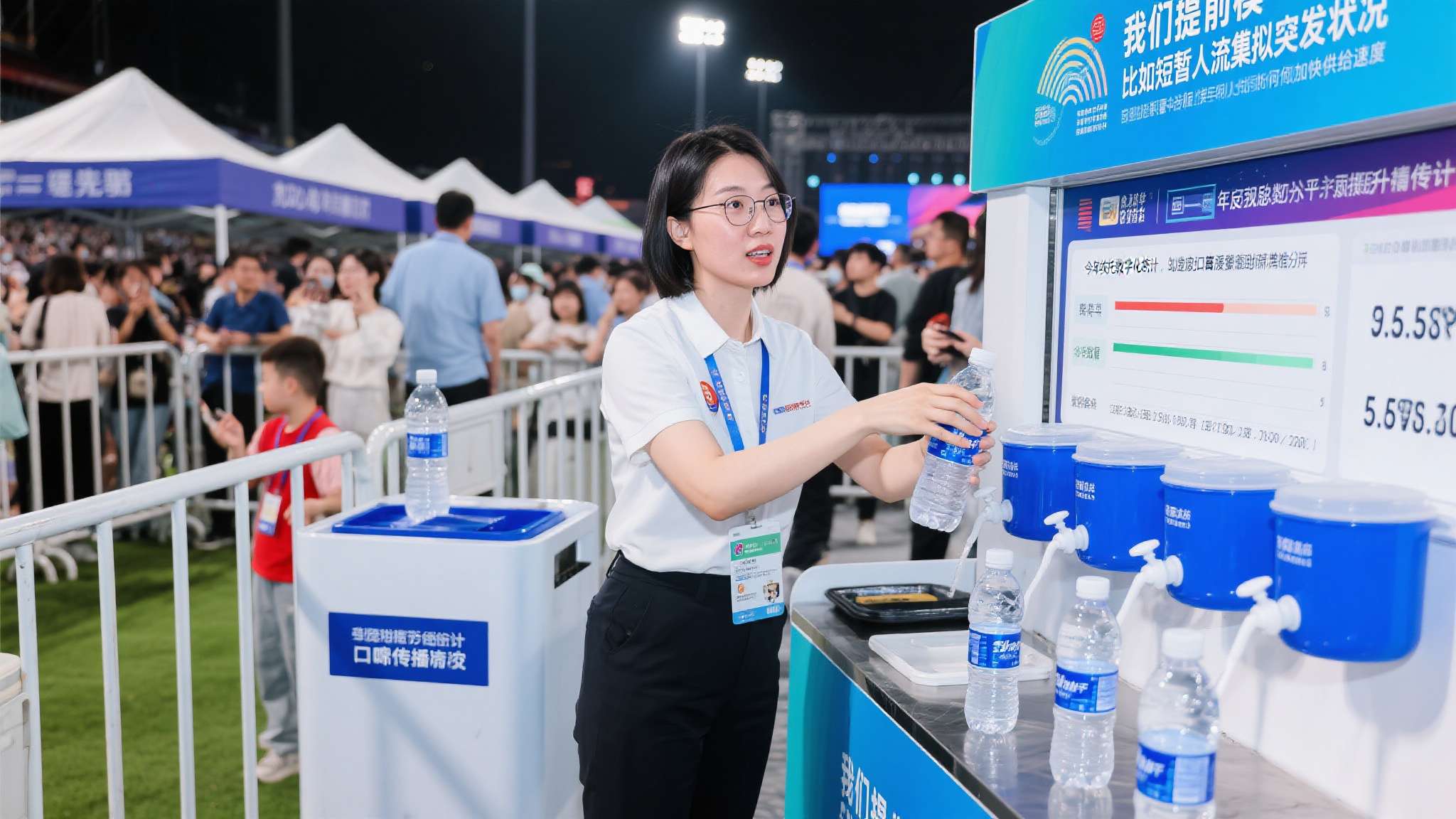 2026年贵安樱花园 例如水站负责人张丽谈到她去年经验:“我们提前模拟突发状况,比如短暂人流集中时如何